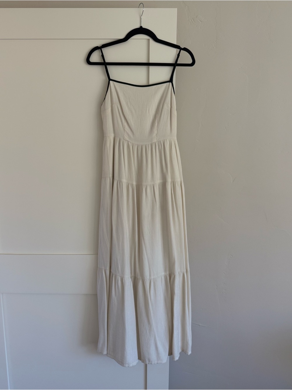 Womenโs Cream Maxi Sundress with Spaghetti Straps